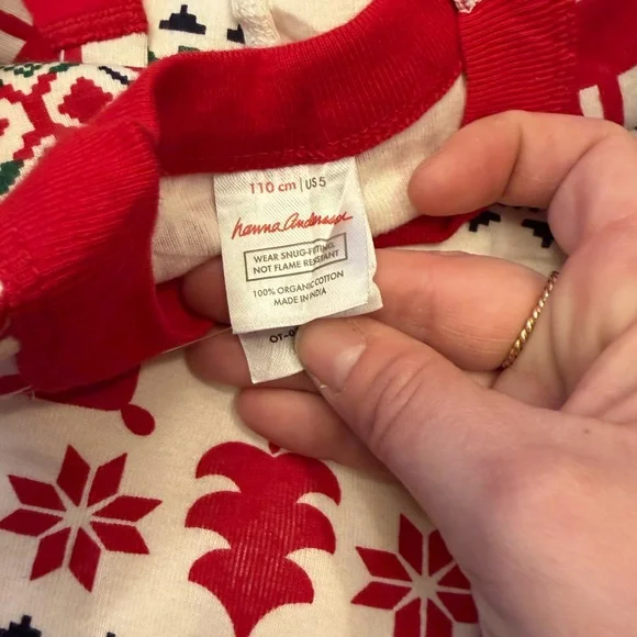 Hanna Andersson Red and White Reindeer Pajama Set - Picture 3 of 3